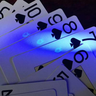comprar Impressão de cores CMYK / Pantone personalizada Eco-friendly Custom UV Marcado Cartas de jogo de cassino online manufacture