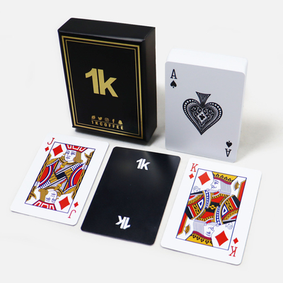 Ultravioleta de acabamento de superfície de plástico personalizável deck de cartas de jogo com tampa e caixa de base