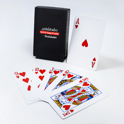 Desenhos personalizados CMYK Cartões de jogo em árabe Impressão de logotipo 100% Pvc Preto Impermeável Durável