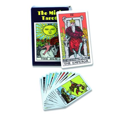 Cartas de Tarot Personalizadas com Guia em Papel Black Core 310gsm
