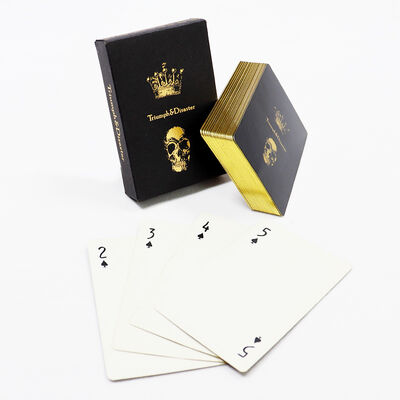 Cartas de jogo personalizadas de borda de ouro com design personalizado e material ecológico para festas e promoções