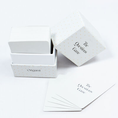 Jogo de cartas Design de impressão personalizado LOGO Entretenimento Social Jogo de cartas de perguntas Jogo de cartas de casal adulto